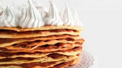 Alfajor Rogel rápido y fácil con tapas para empanadas de hojaldre Gusto Argentino y Dulce de Leche Gusto Argentino